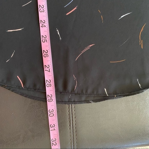 Apt 9 black short sleeve dressy blouse Size Large - Picture 10 of 11